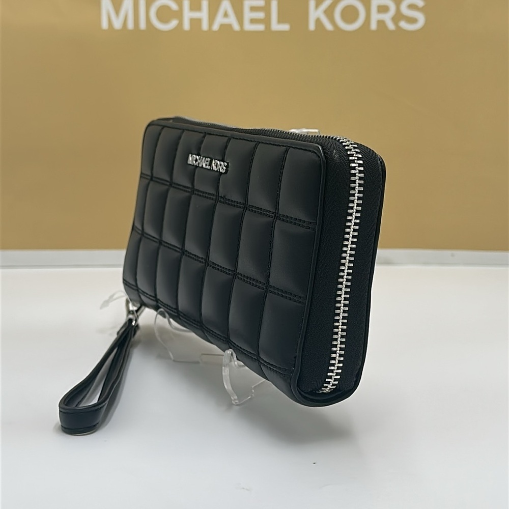 MICHAEL KORS Continental Wristlet Phone Case Wallet Black 
NWT - Picture 7 of 13